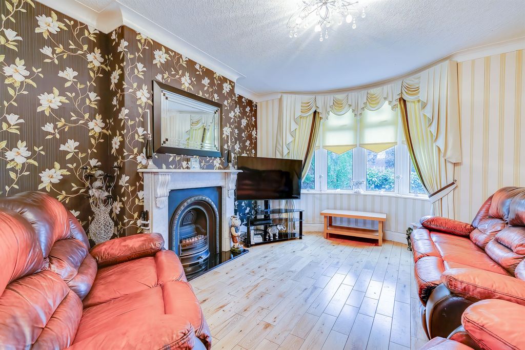Additional image 4 of 5 bed semi-detached house for saleSt. Cenydd Road, Heath, Cardiff CF14
