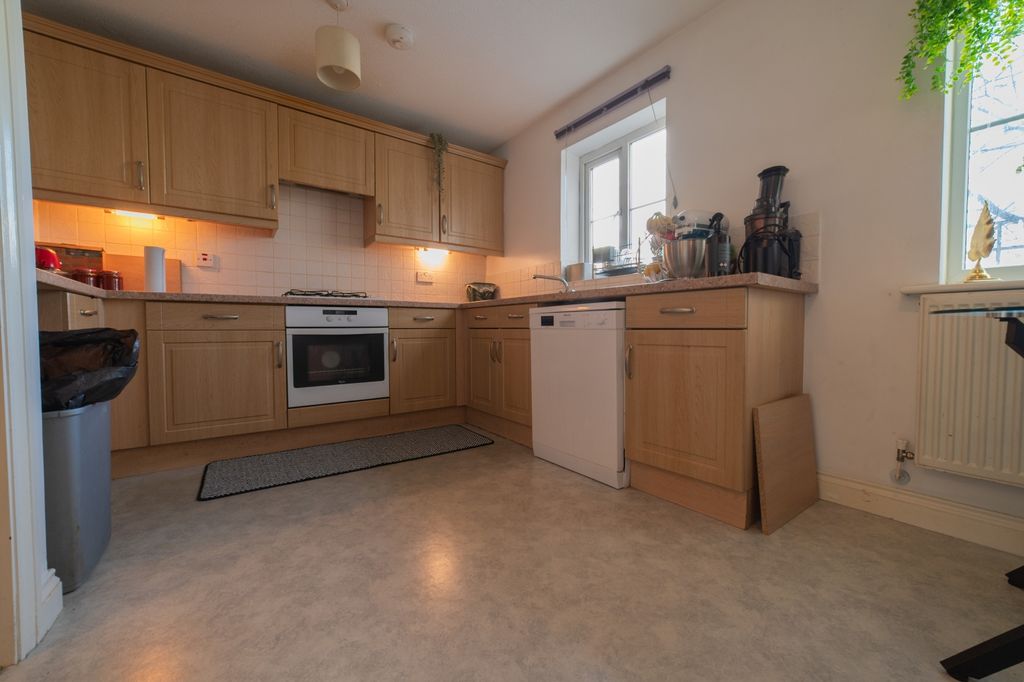 Additional image 5 of 3 bed end terrace house for saleHeol Dewi Sant, Heath CF14