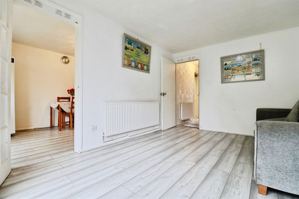 Additional image 9 of 3 bed end terrace house for saleThomas Street, Cardiff CF11