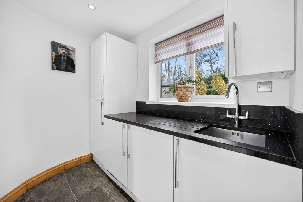 Additional image 9 of 4 bed detached house for saleCardinal Drive, Lisvane, Cardiff CF14