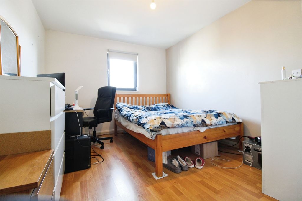 Additional image 11 of 1 bed detached house for saleLandmark Place, Cardiff CF10