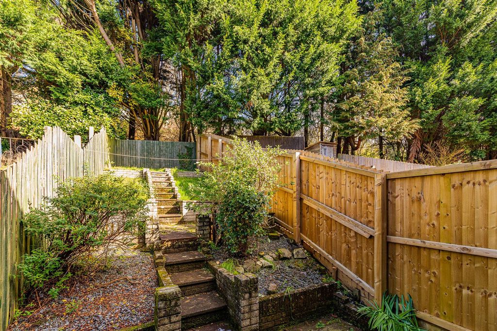 Additional image 6 of 1 bed property for saleAshdene Close, Fairwater, Cardiff CF5