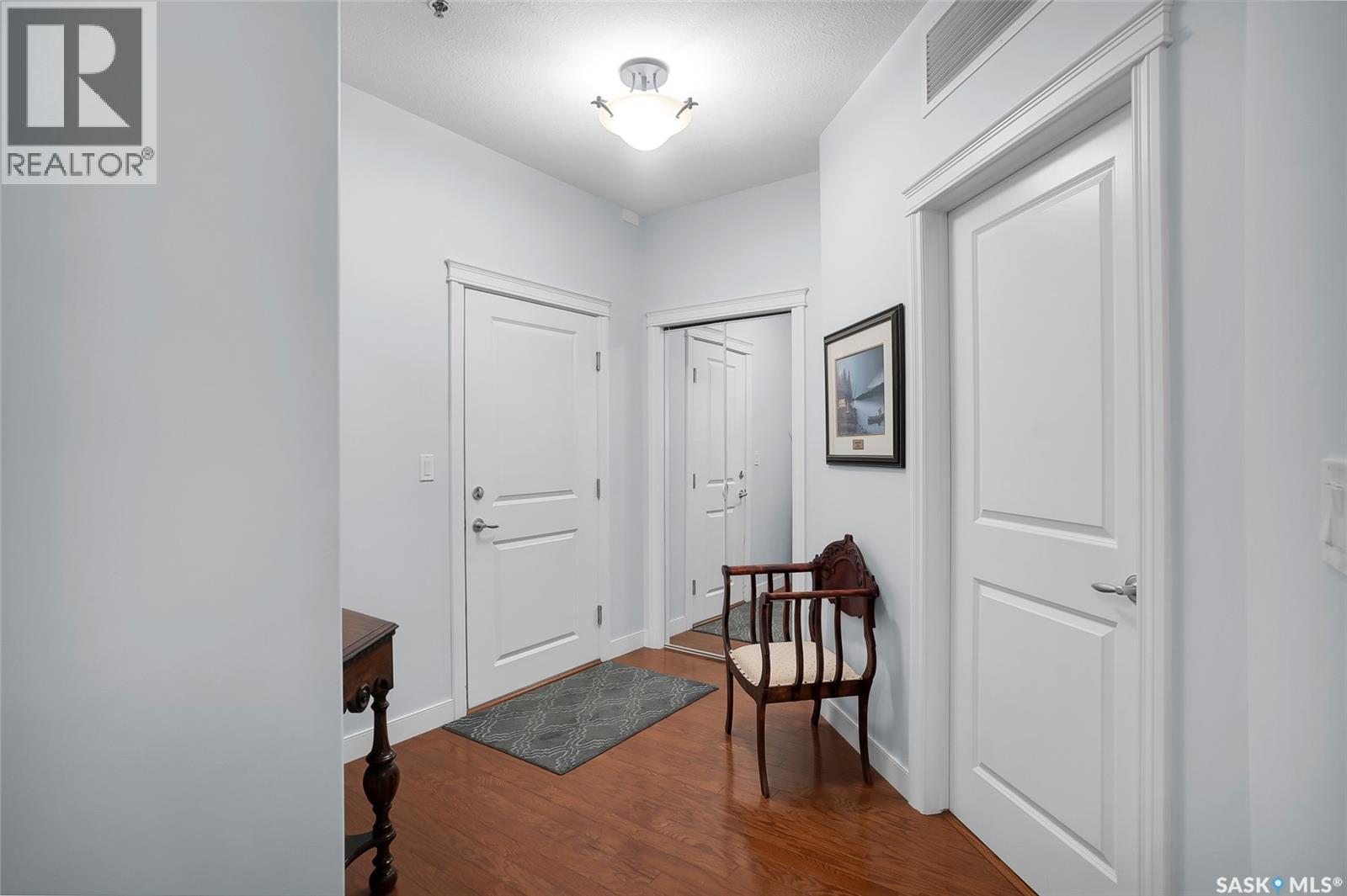 Additional image 2 of 204-401 Cartwright Street, Saskatoon, SK, S7T0B3