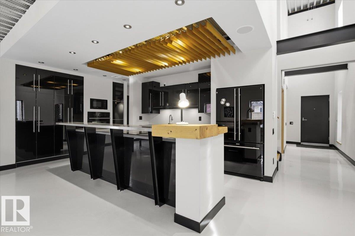Additional image 2 of 8709 92a Avenue NW, Edmonton, AB, T6C4G6