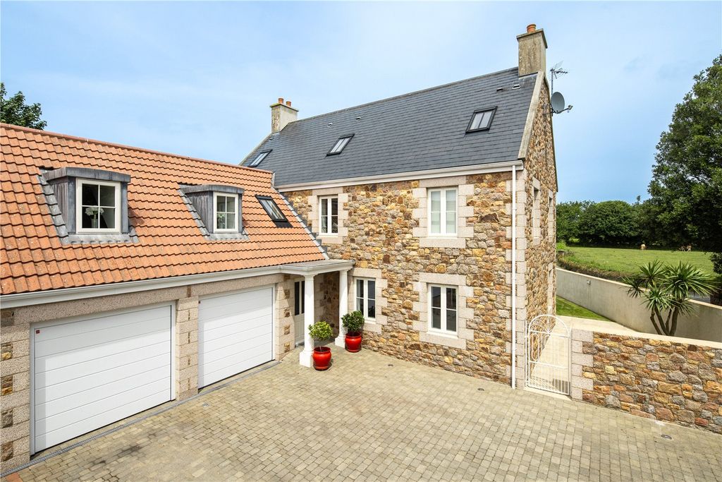Additional image 2 of 5 bed detached house for saleLa Route Du Carrefour A Cendre, St Peter, Jersey JE3