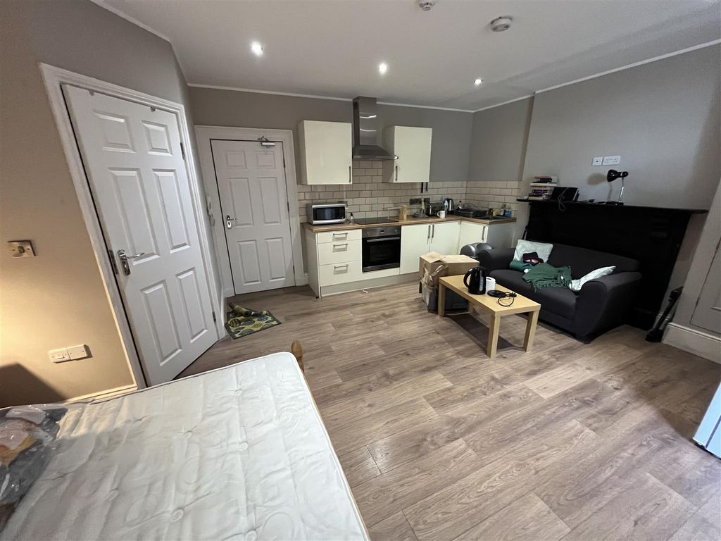 Additional image 6 of 11 bed terraced house for saleLindum Road, Lincoln LN2