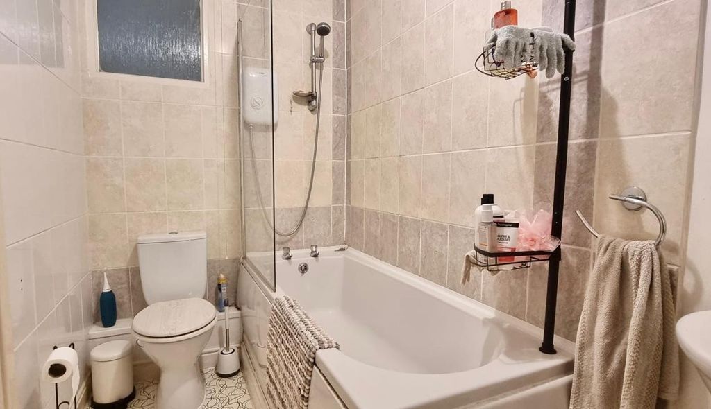 Additional image 5 of 1 bed flat for saleLaleston Close, Cardiff CF5