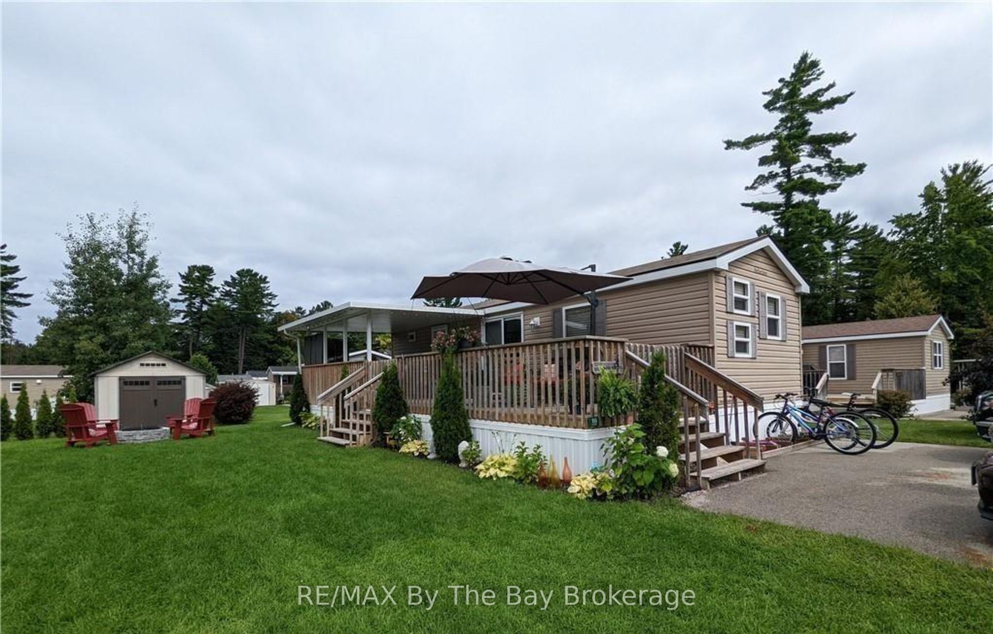 16 Kenora Trail, Wasaga Beach, ON, L9Z 1X7