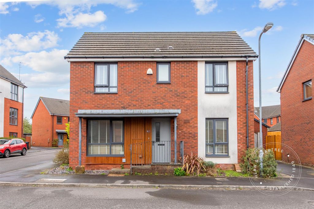 3 bed detached house for saleBartley Wilson Way, Canton, Cardiff CF11