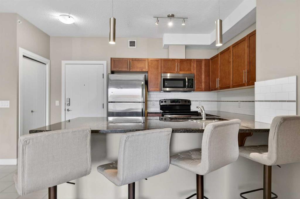 Additional image 5 of 2421-604 East Lake Boulevard NE, Airdrie, AB, T4A 0G6