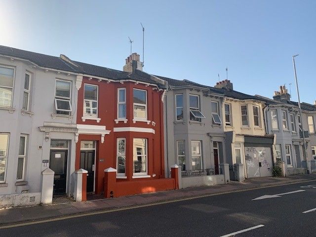 6 bed terraced house to rentBeaconsfield Road, Brighton BN1