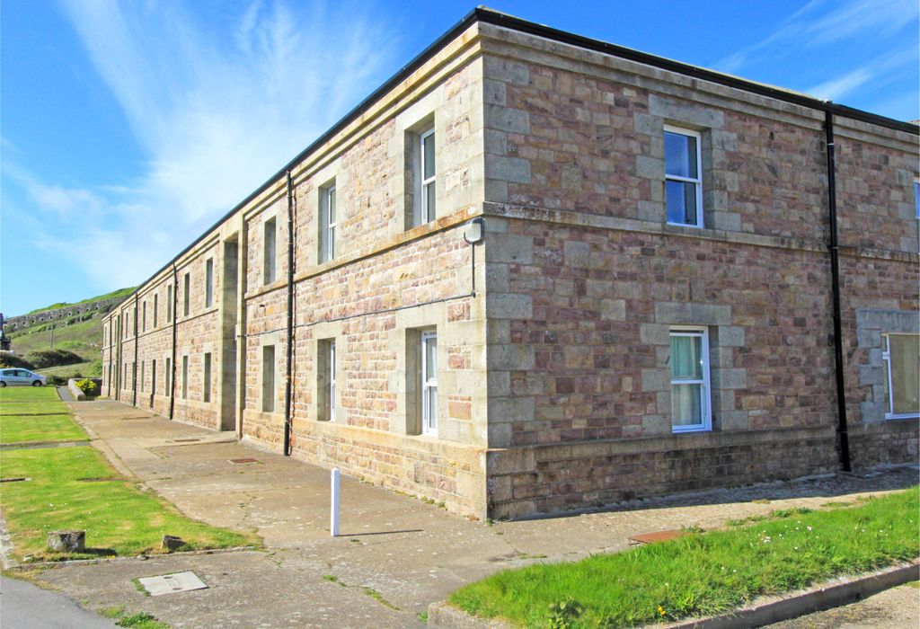 2 bed flat for saleThe Arsenal, Alderney GY9