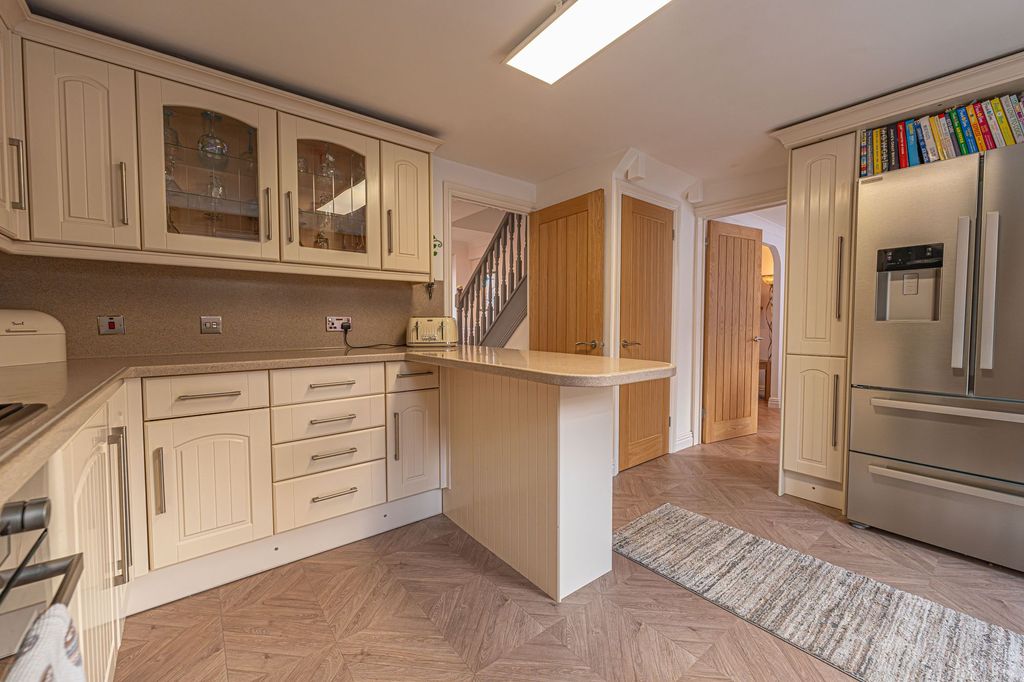Additional image 7 of 4 bed detached house for saleRockfield Grove, Undy NP26