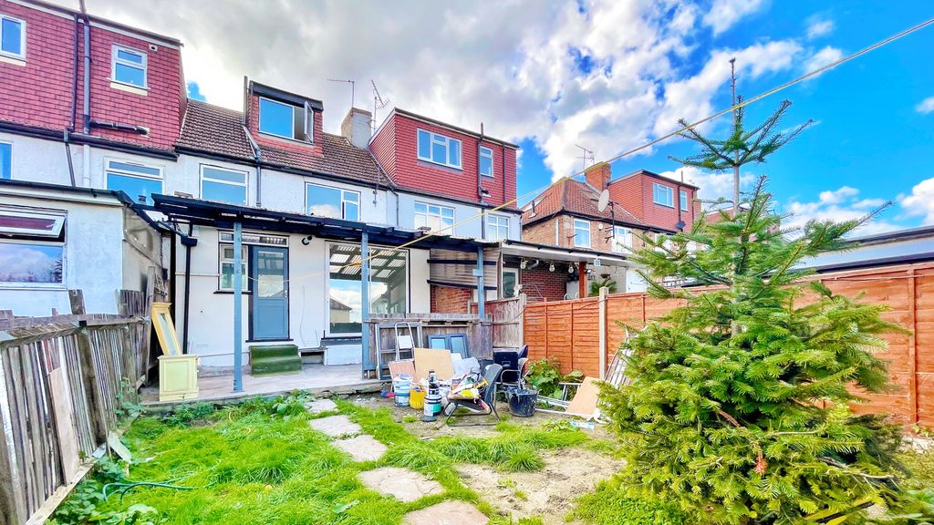 Additional image 25 of 4 bed terraced house for saleSummit Close, London NW9