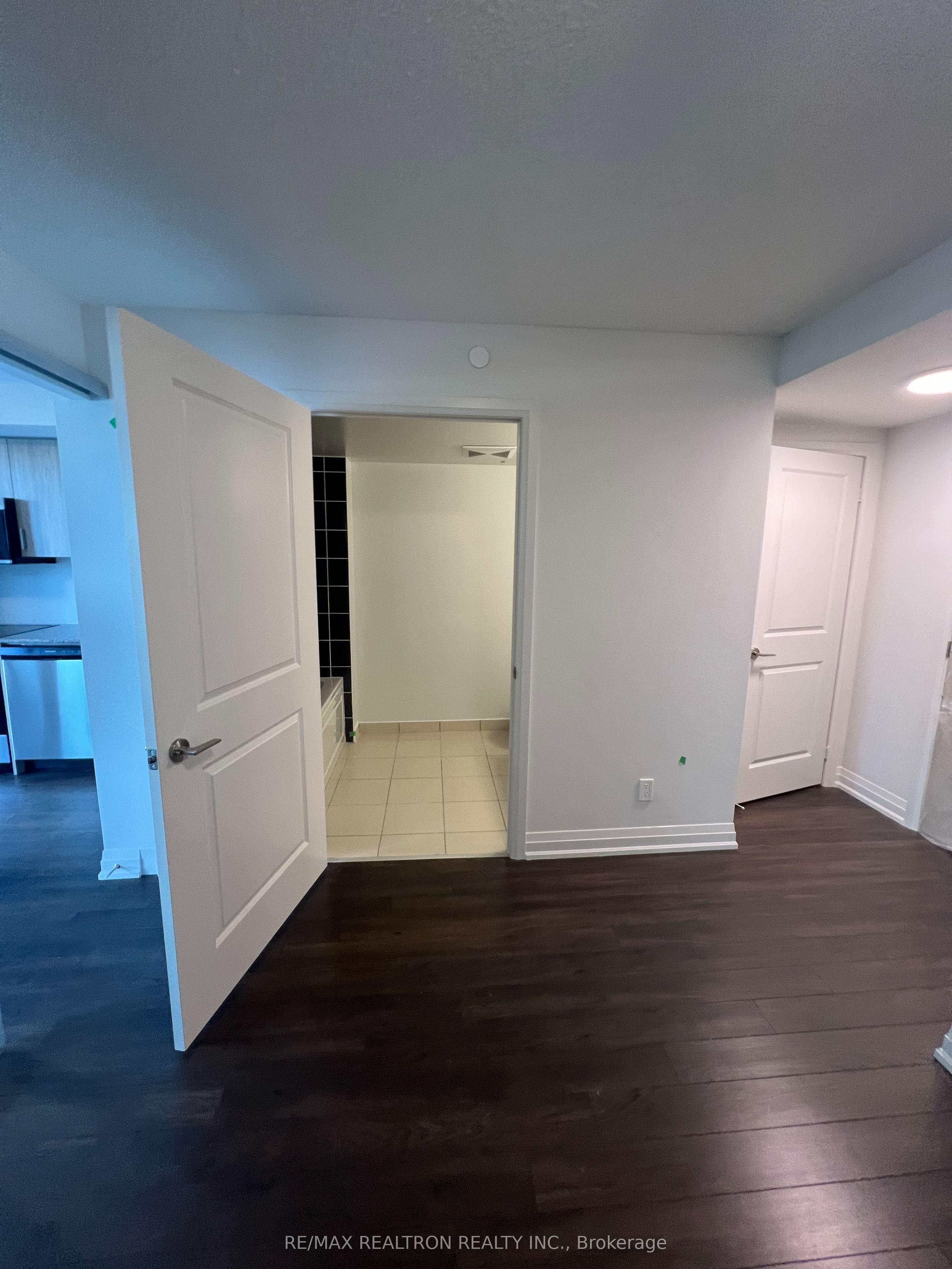 Additional image 6 of 234-20 Meadowglen Place, Toronto, ON, M1H 2Y5