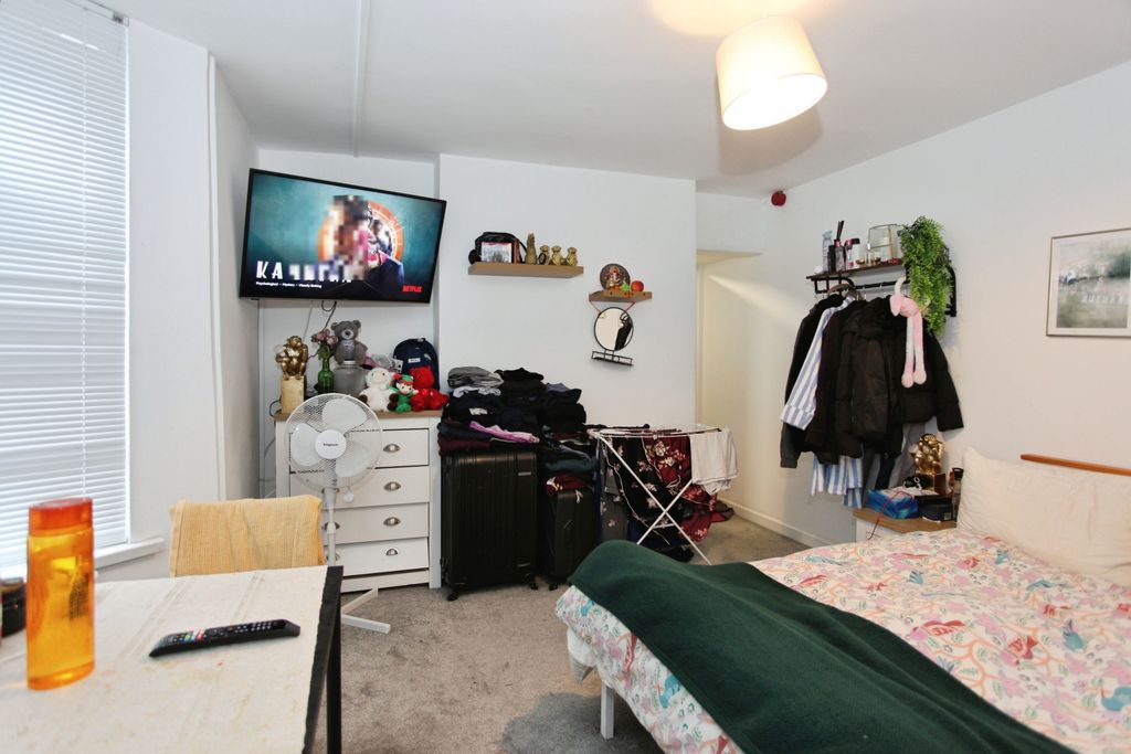 Additional image 19 of 5 bed end terrace house for saleCaerleon Road, Newport NP19