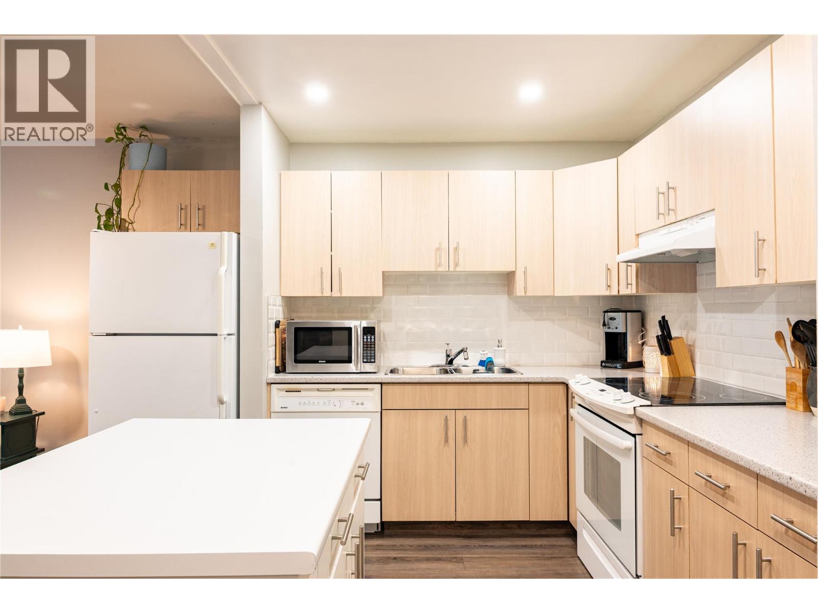 Additional image 6 of 304-240 Hollywood Road North, Kelowna, BC, V1X6Y9