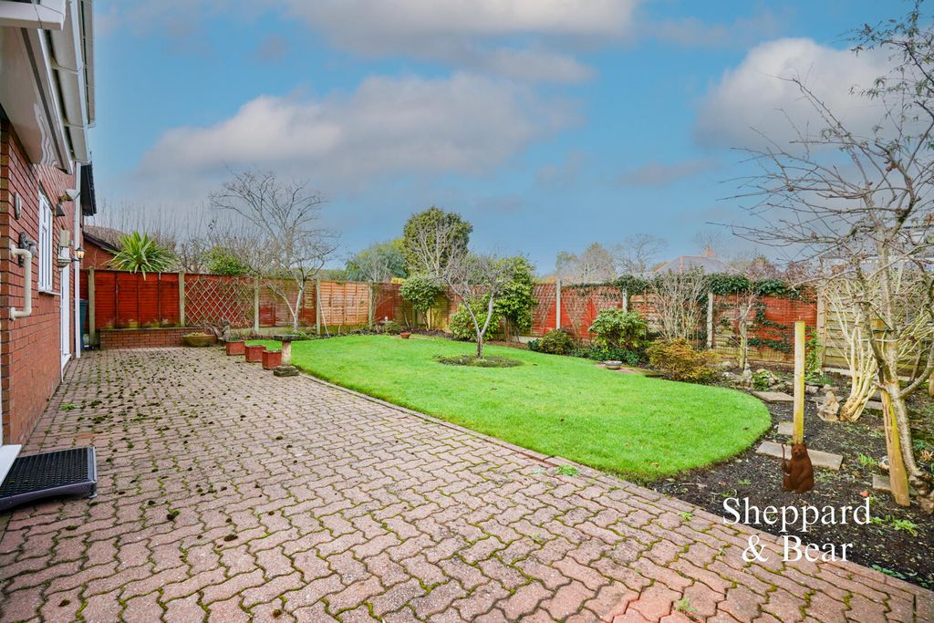 4 bed detached house for saleTy Fry Road, Rumney, Cardiff CF3
