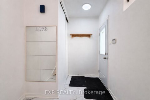Additional image 8 of 11C Sonnet Crescent, Ottawa, ON, K2H 8W8