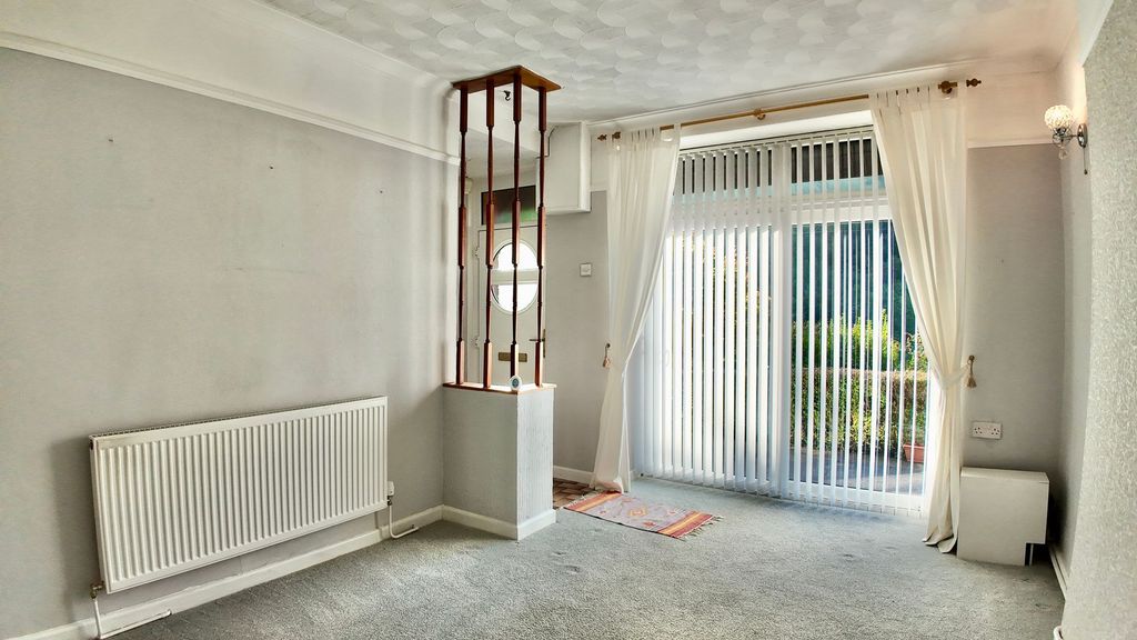 Additional image 2 of 3 bed semi-detached house for saleGladstone Road, Crumlin NP11