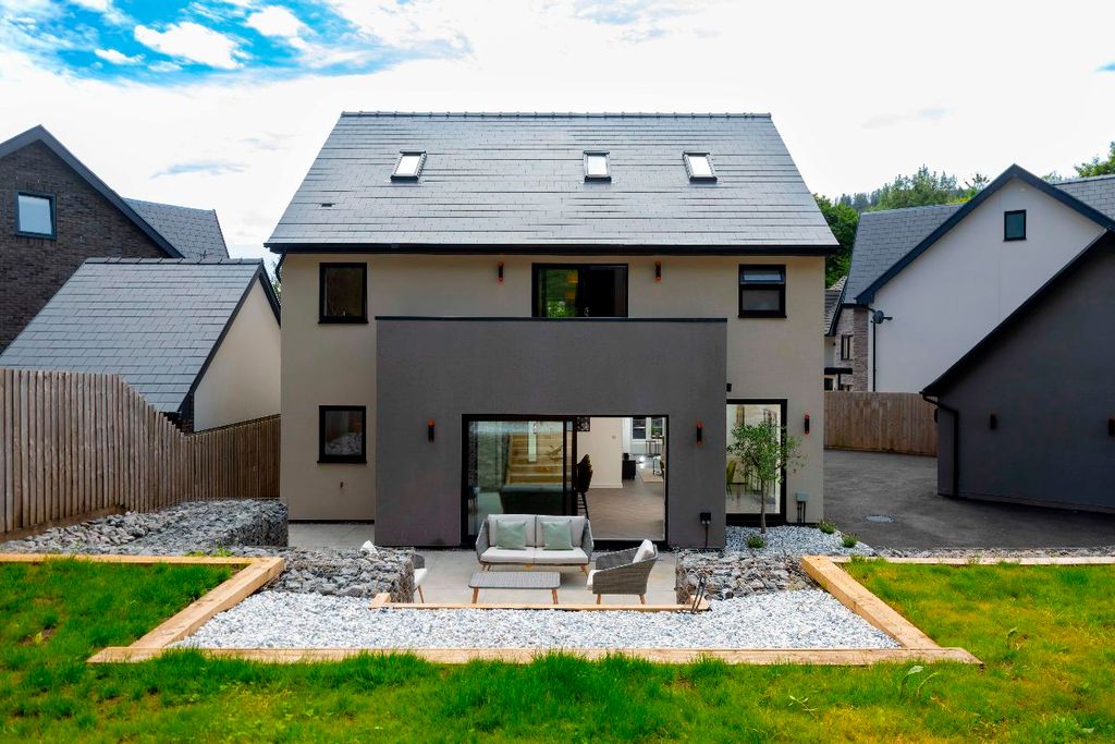 Additional image 110 of 5 bed detached house for saleTrem Yr Dyffryn, Caergarw, Mountain Ash CF45