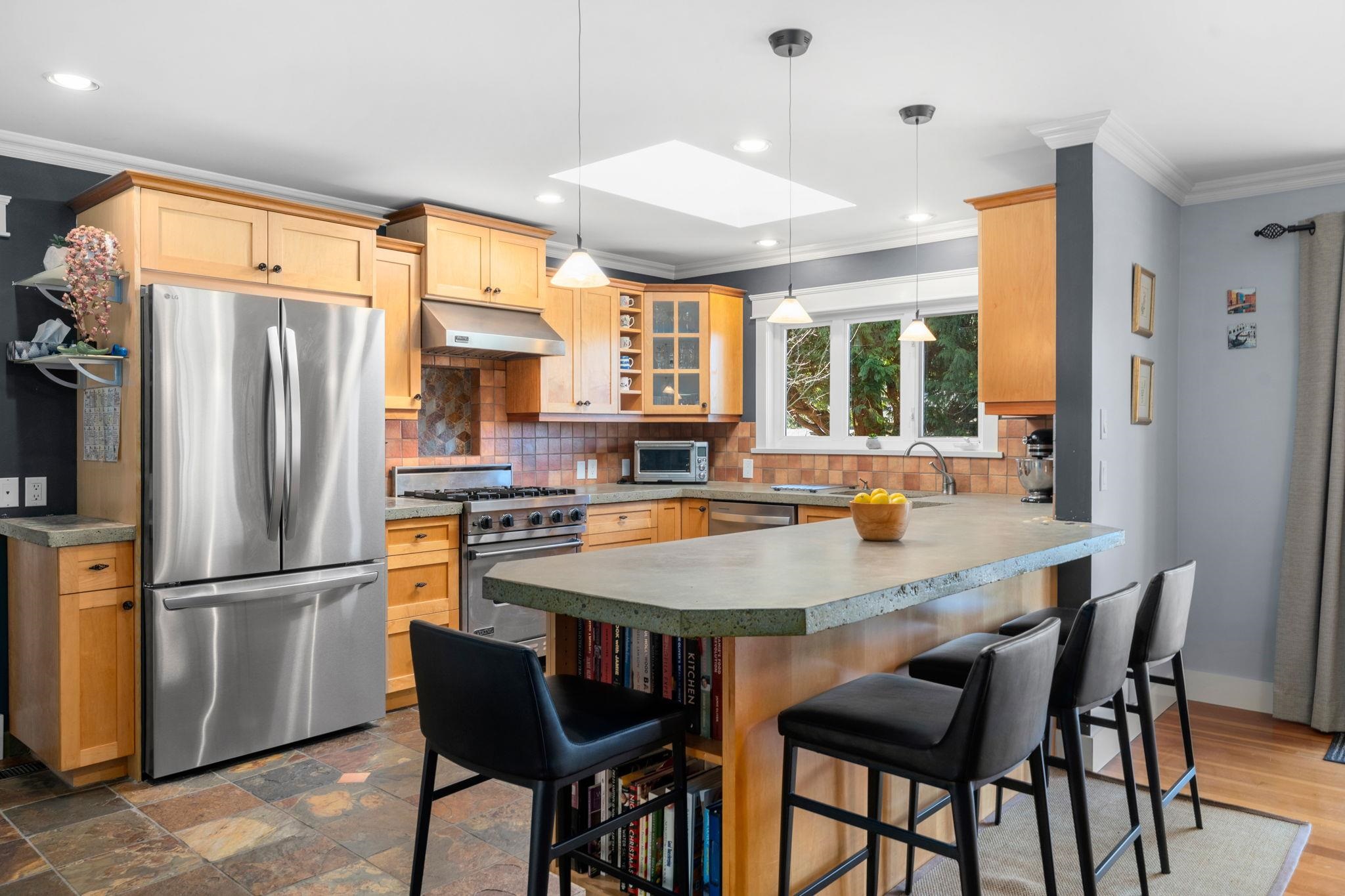 Additional image 2 of 759 Winona Avenue, North Vancouver, BC, V7R 2B2