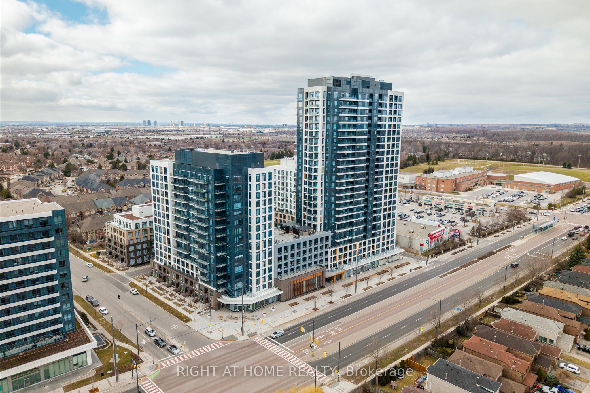 1424-7950 Bathurst Street, Vaughan, ON, L4J 0L4