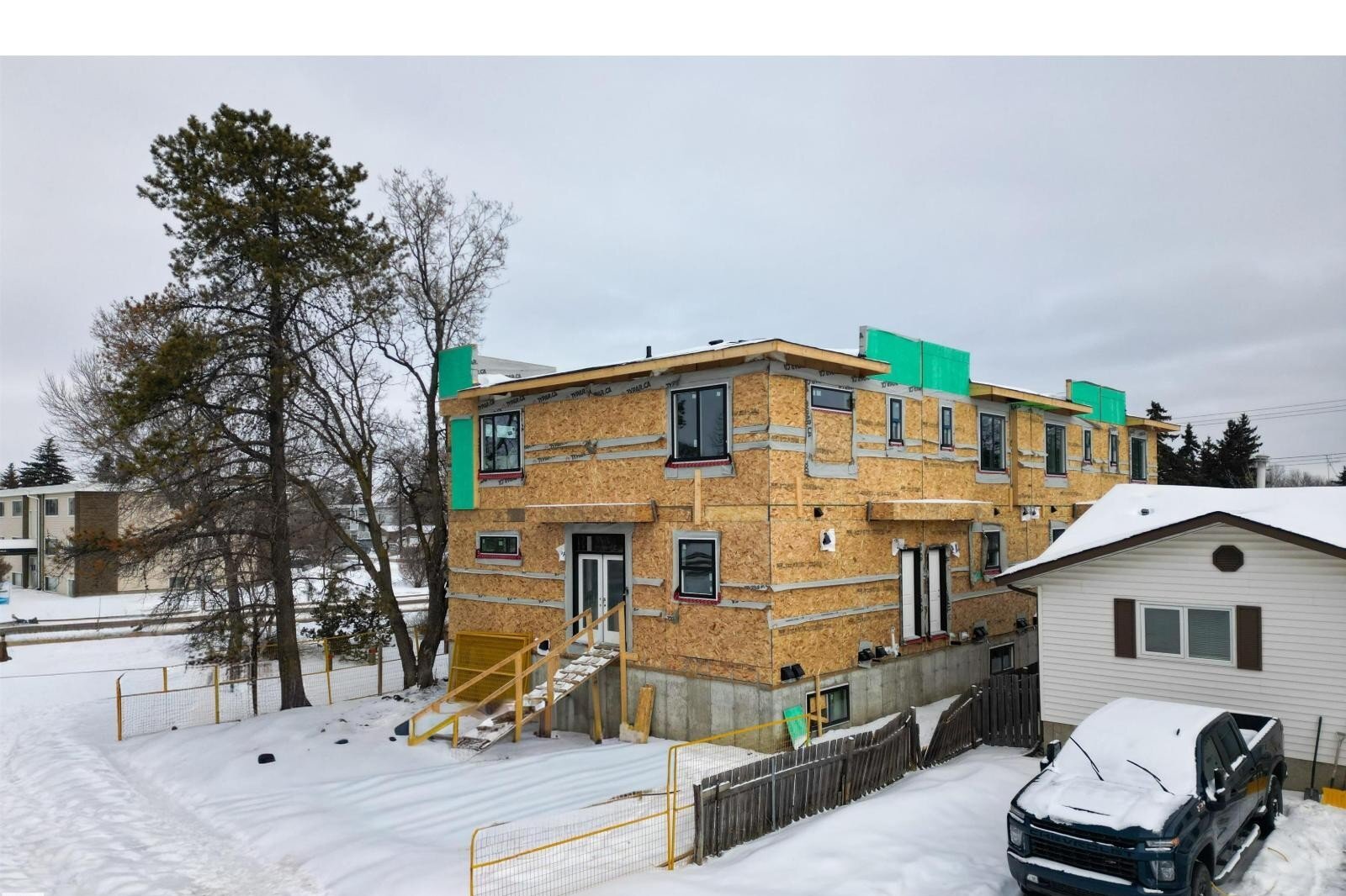 Additional image 8 of 9945 154 Street NW, Edmonton, AB, T5P2G8