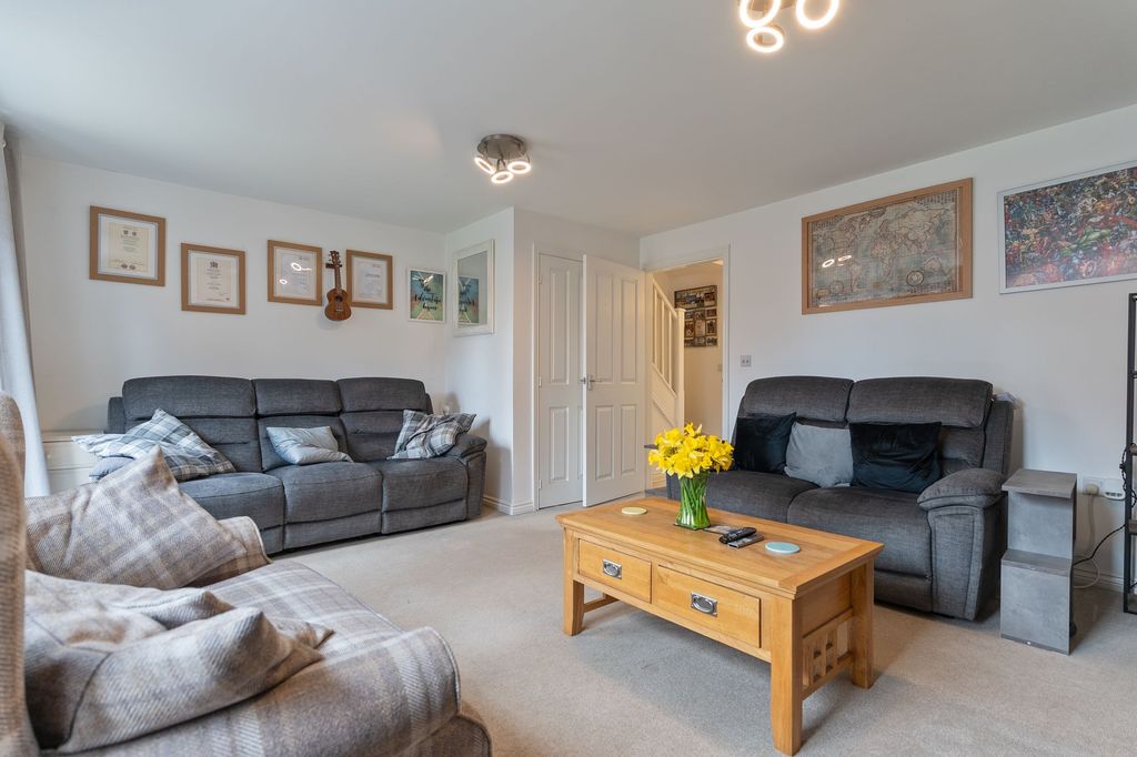 Additional image 5 of 3 bed semi-detached house for saleRedshank Walk, Newport NP19