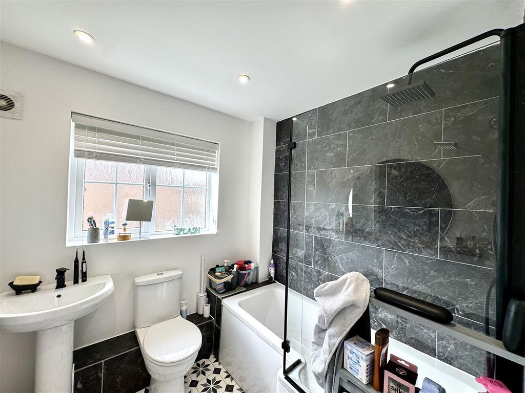 Additional image 18 of 4 bed detached house for saleWoodpecker Close, Rogiet, Caldicot NP26