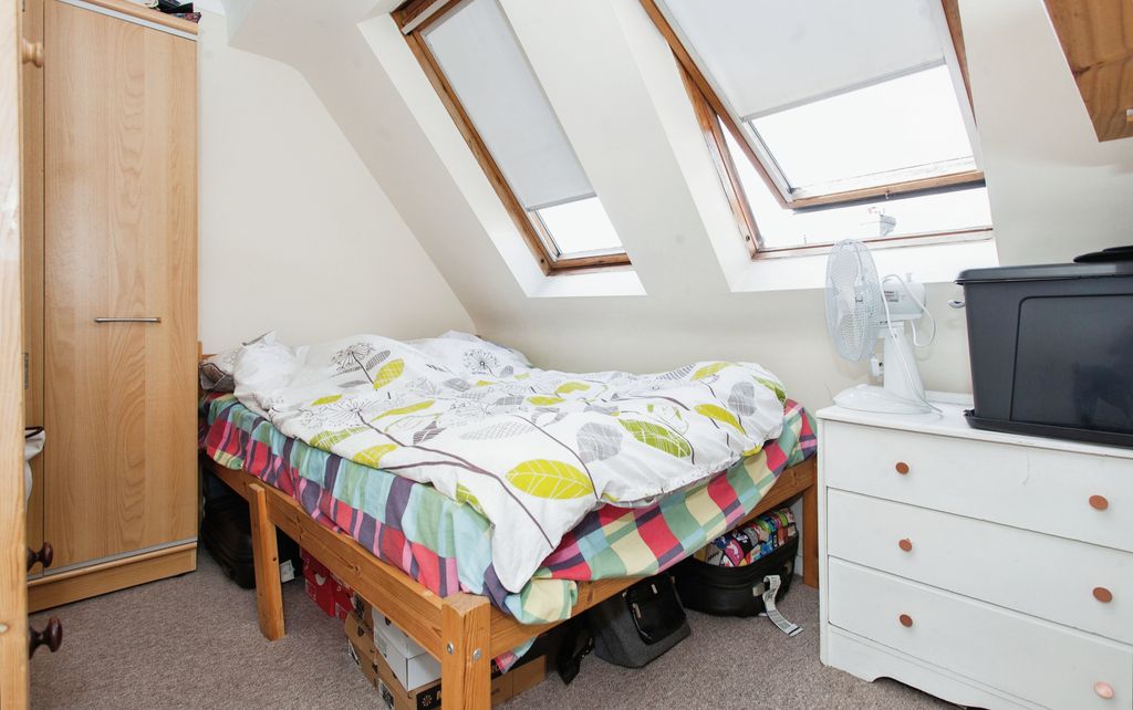 Additional image 12 of 2 bed flat for saleHigh Street, Chesterton, Cambridge, Cambridgeshire CB4