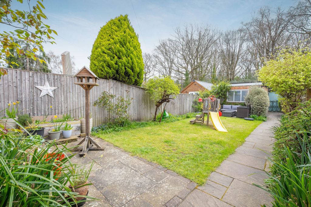 Additional image 11 of 3 bed semi-detached house for saleNursery Lane, Ascot SL5