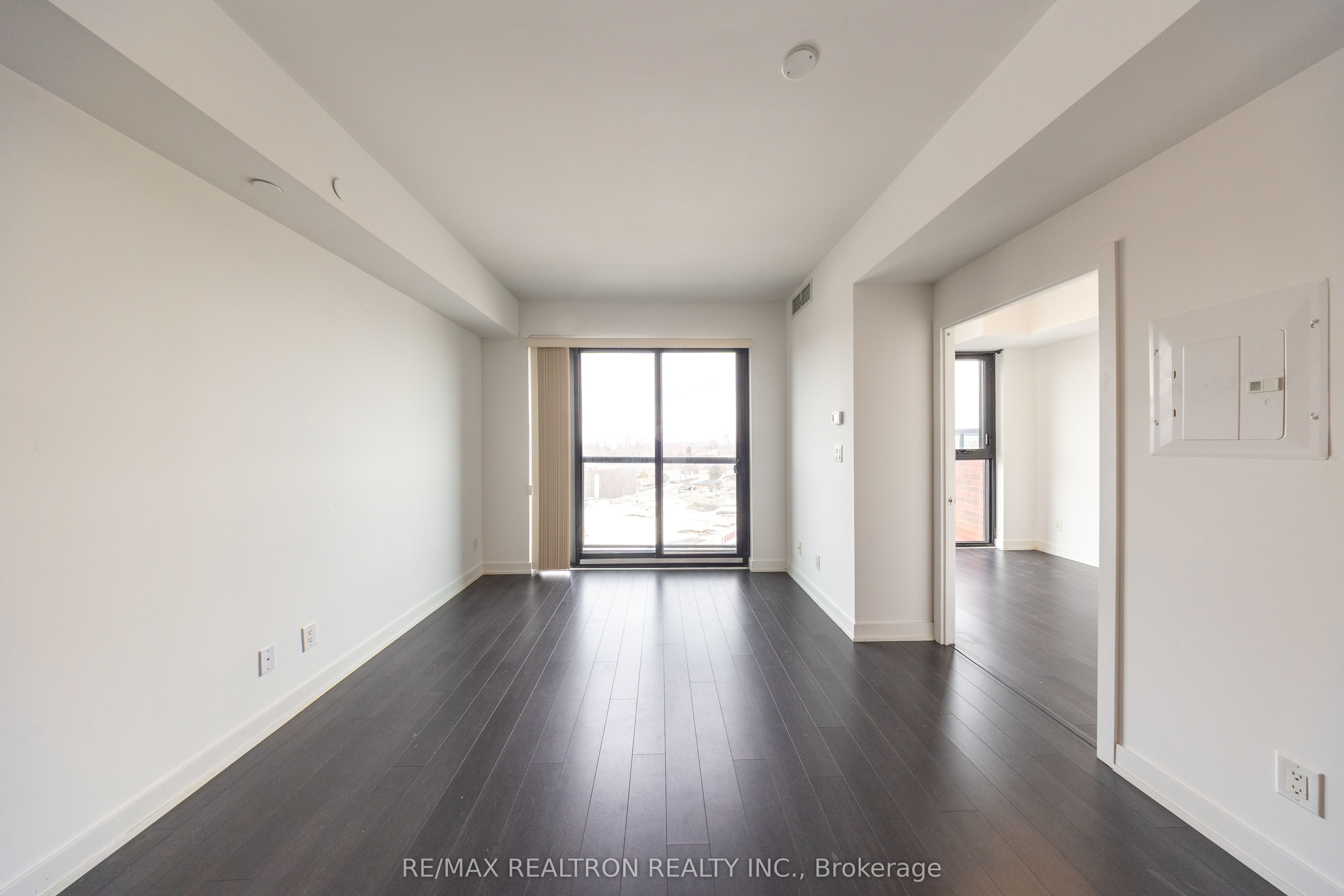Additional image 4 of 910-2799 Kingston Road, Toronto, ON, M1M 0E3