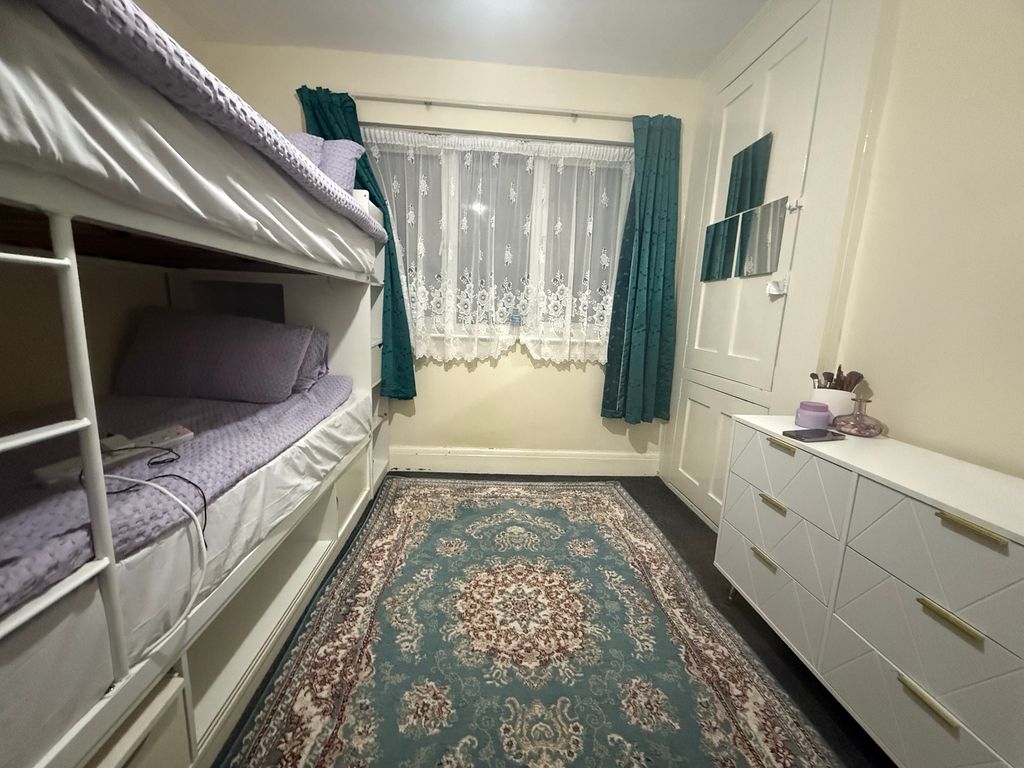 Additional image 4 of 3 bed end terrace house for saleWakemans Hill Avenue, London NW9