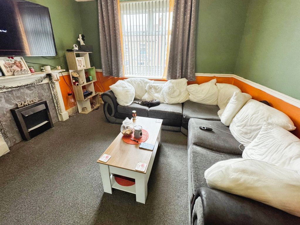 Additional image 2 of 3 bed semi-detached house for saleCommercial Road, Machen, Caerphilly CF83