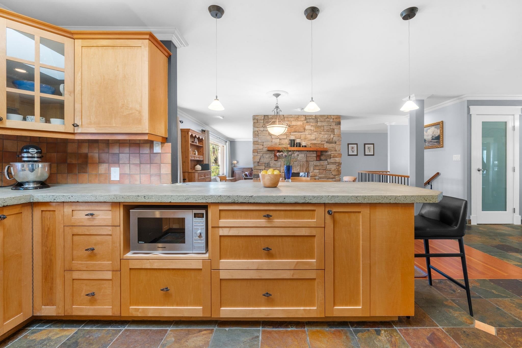 Additional image 3 of 759 Winona Avenue, North Vancouver, BC, V7R 2B2