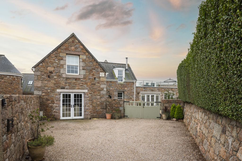 Additional image 2 of 3 bed detached house for saleLa Rue Freule, St. Ouen, Jersey JE3