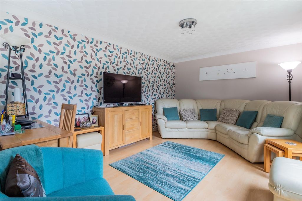 Additional image 5 of 4 bed detached house for saleArundel Place, City Gardens, Cardiff CF11
