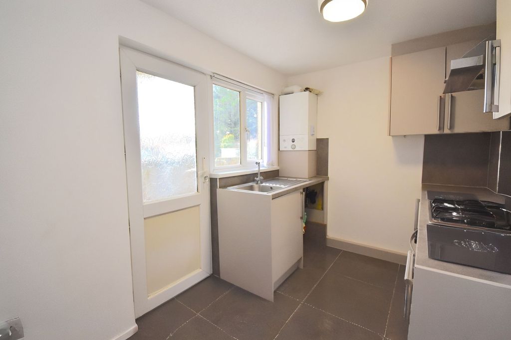 Additional image 7 of 2 bed flat for saleWalton Close, Newport NP19