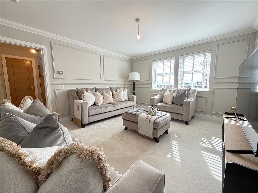 Additional image 5 of 4 bed detached house for saleLairg Court, Airdrie ML6