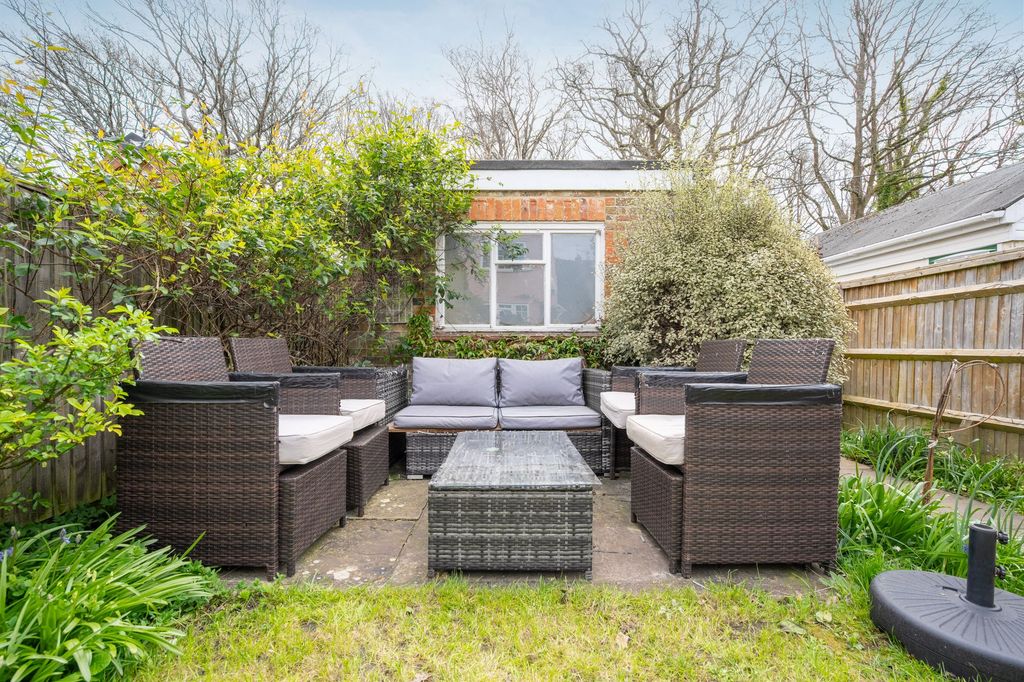 Additional image 12 of 3 bed semi-detached house for saleNursery Lane, Ascot SL5