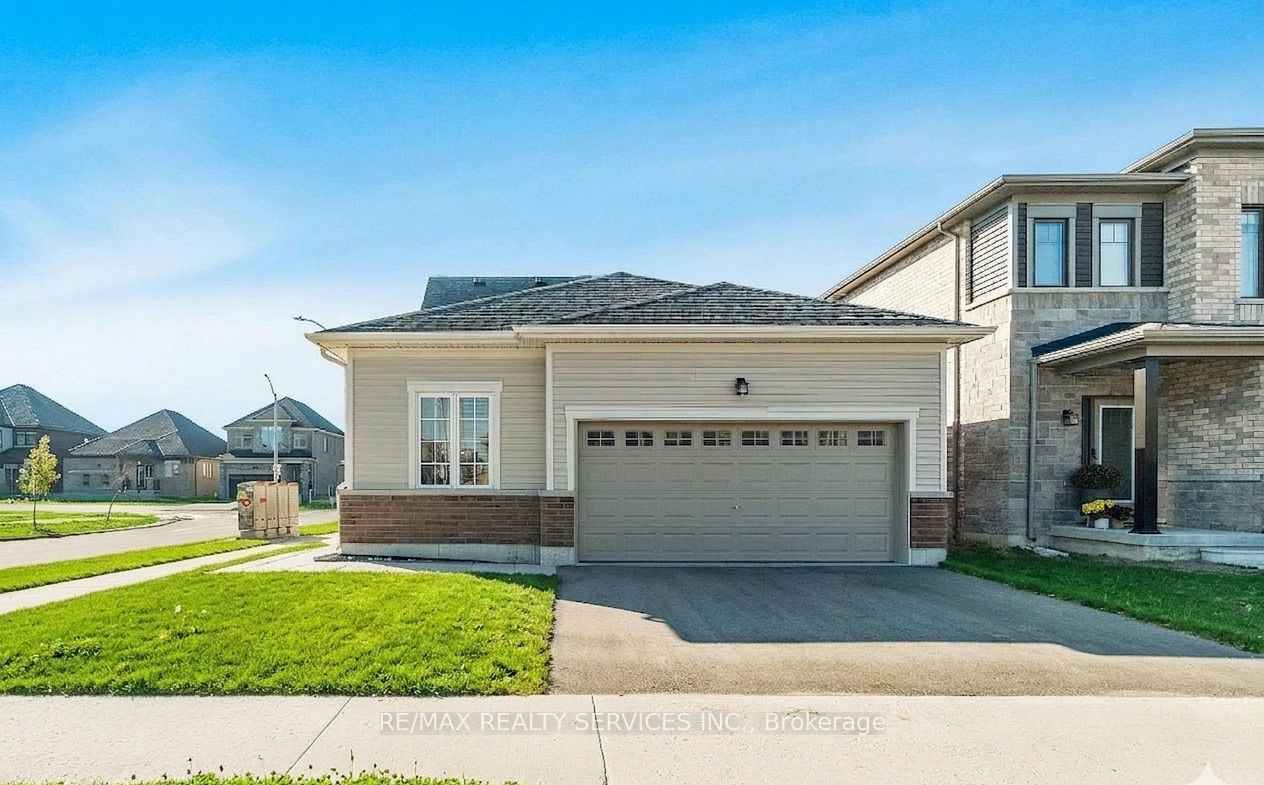 1 Harvest Crescent, Barrie, ON, L9J 0T3