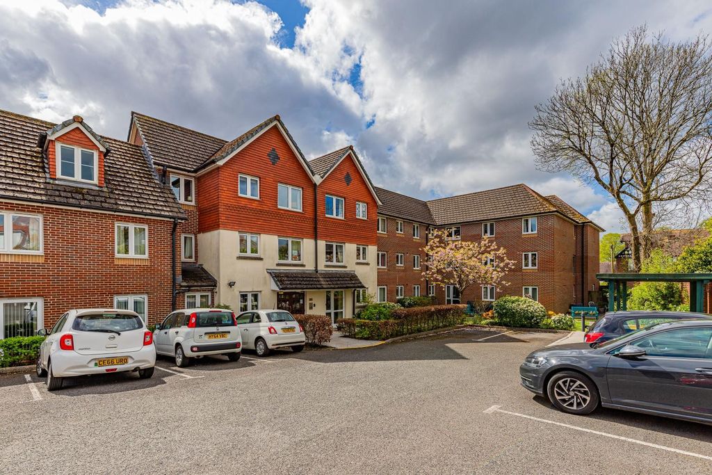 Additional image 10 of 1 bed flat for saleFidlas Road, Cardiff CF14