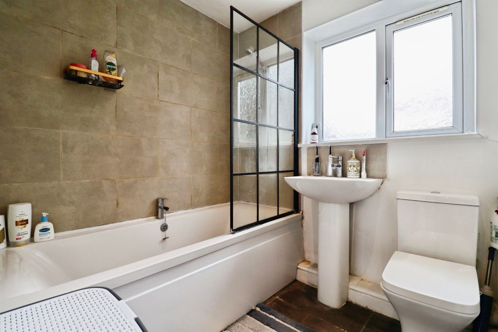 Additional image 14 of 2 bed flat for saleDeemuir Square, Cardiff CF24