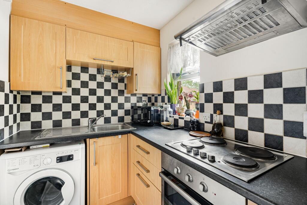 Additional image 3 of Milford Close, St Albans, AL4