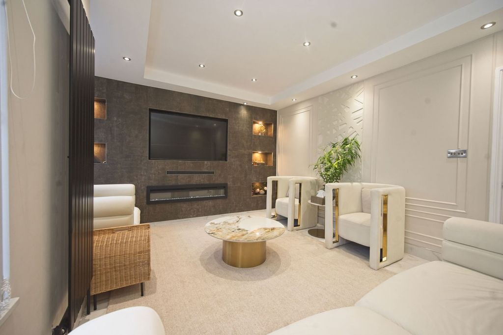 Additional image 4 of 4 bed semi-detached house for saleTy Fry Gardens, Rumney, Cardiff CF3