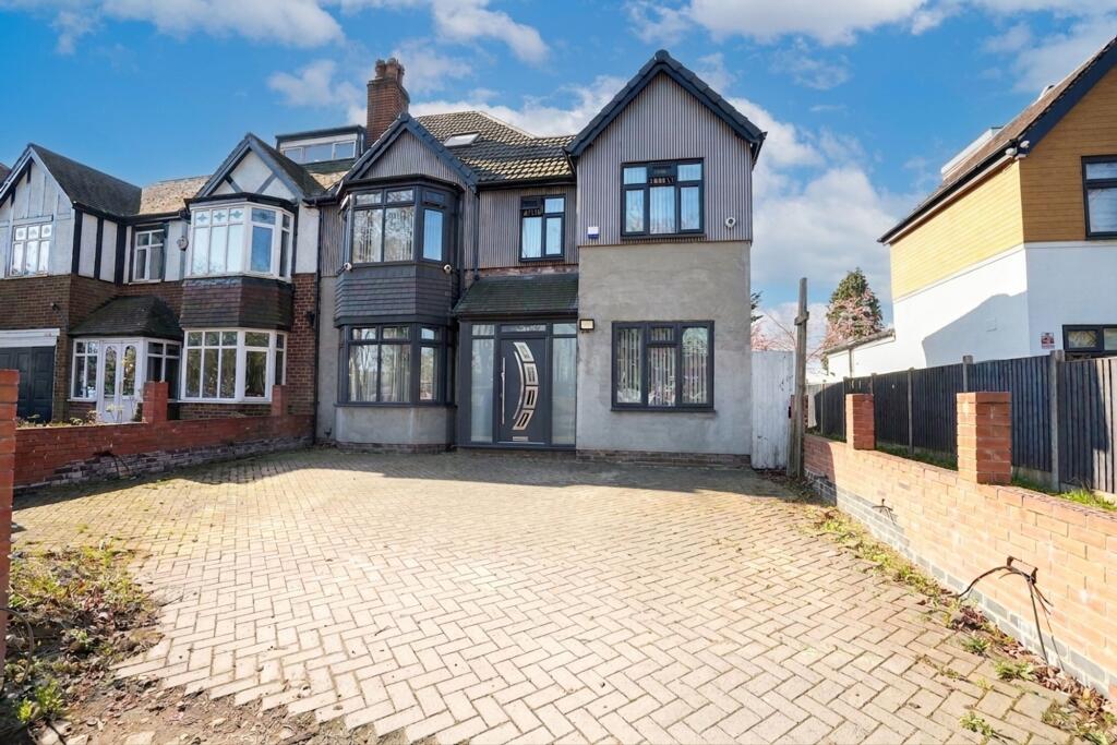 Stratford Road, Hall Green, B28