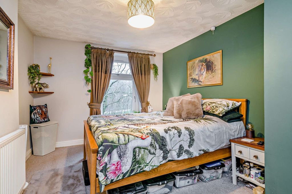 Additional image 18 of 4 bed semi-detached house for saleSix Bells, Abertillery NP13