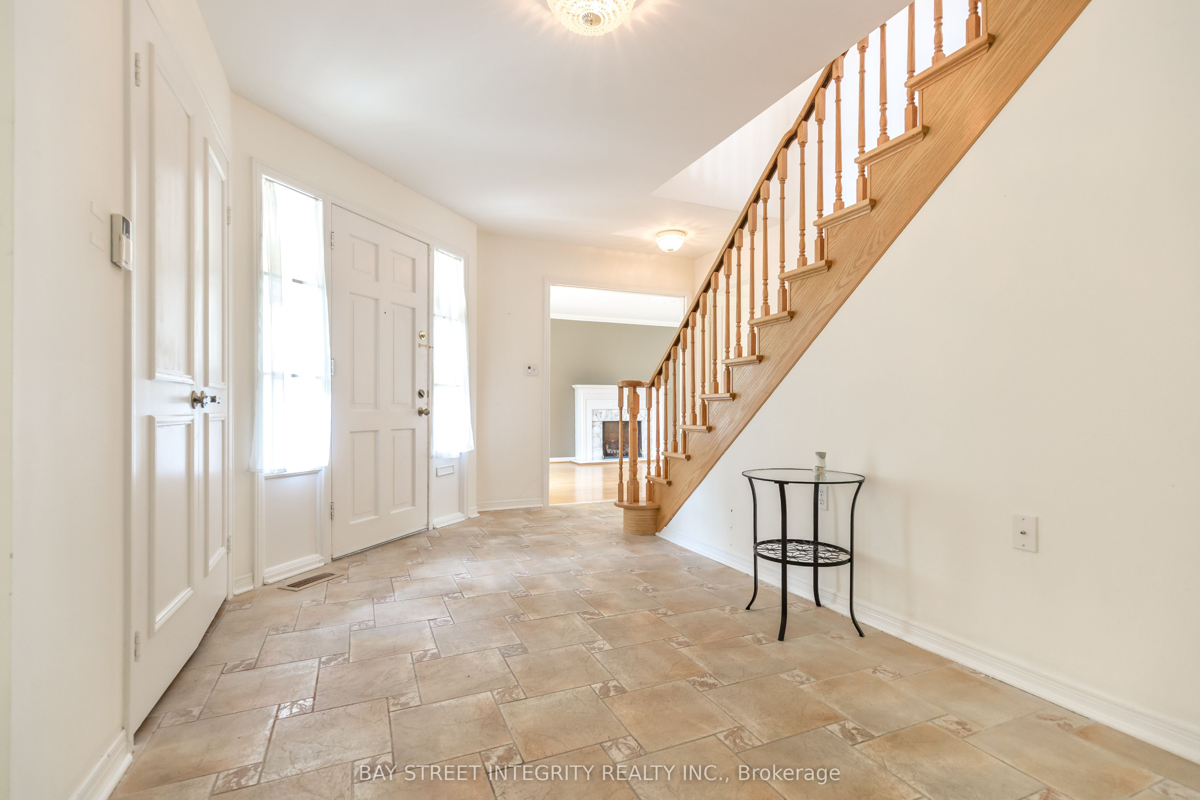 Additional image 3 of 70 Mossgrove Trail, Toronto, ON, M2L 2W3