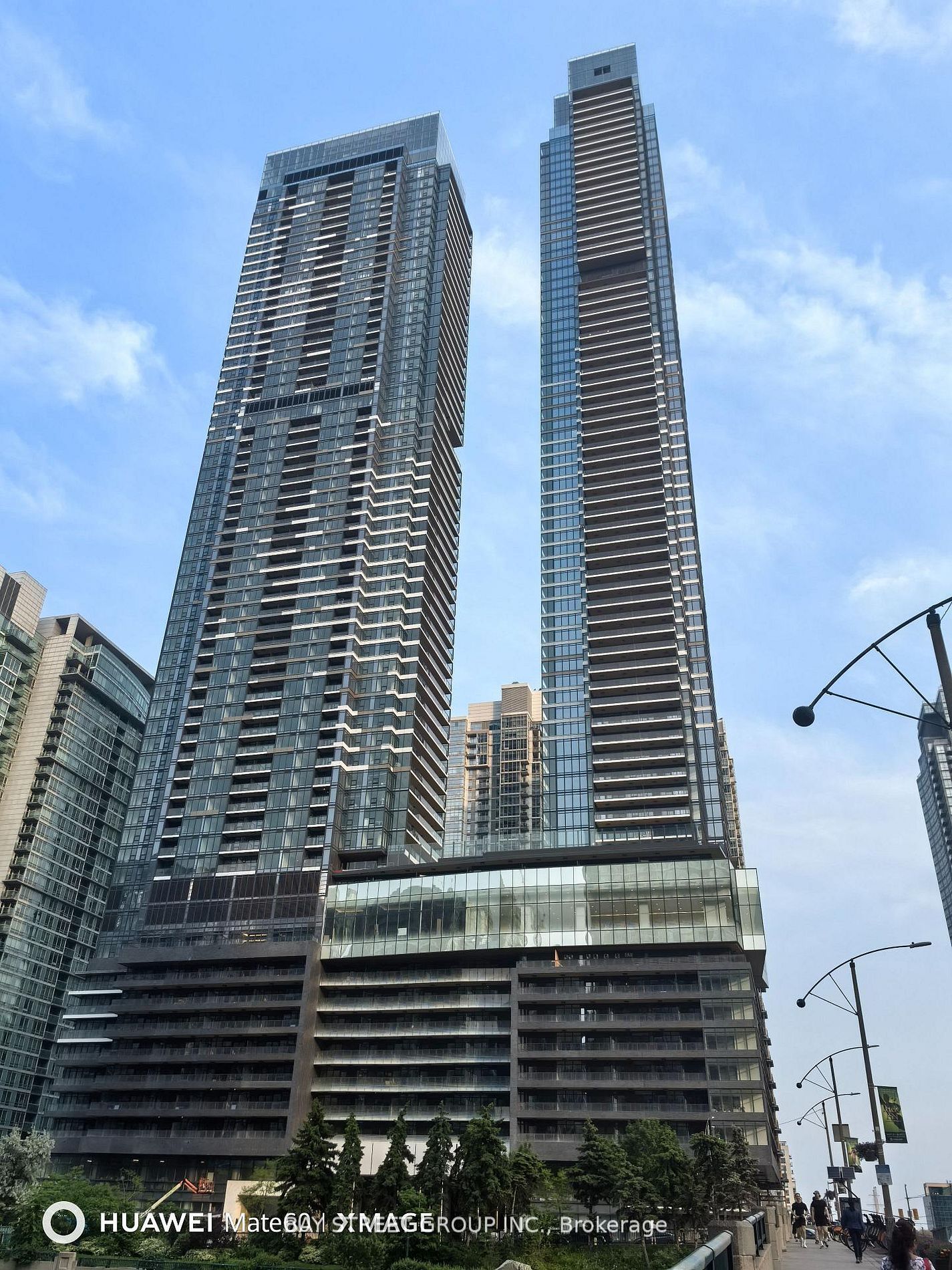 2608-3 Concord Cityplace Way, Toronto, ON, M5V 0X4